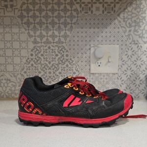 IROCK Trail Running Shoes - Black & Red - VIBRAM Style